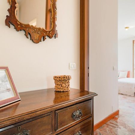Piazza Cavour Lake View - Bymyhomeincomo Exterior photo